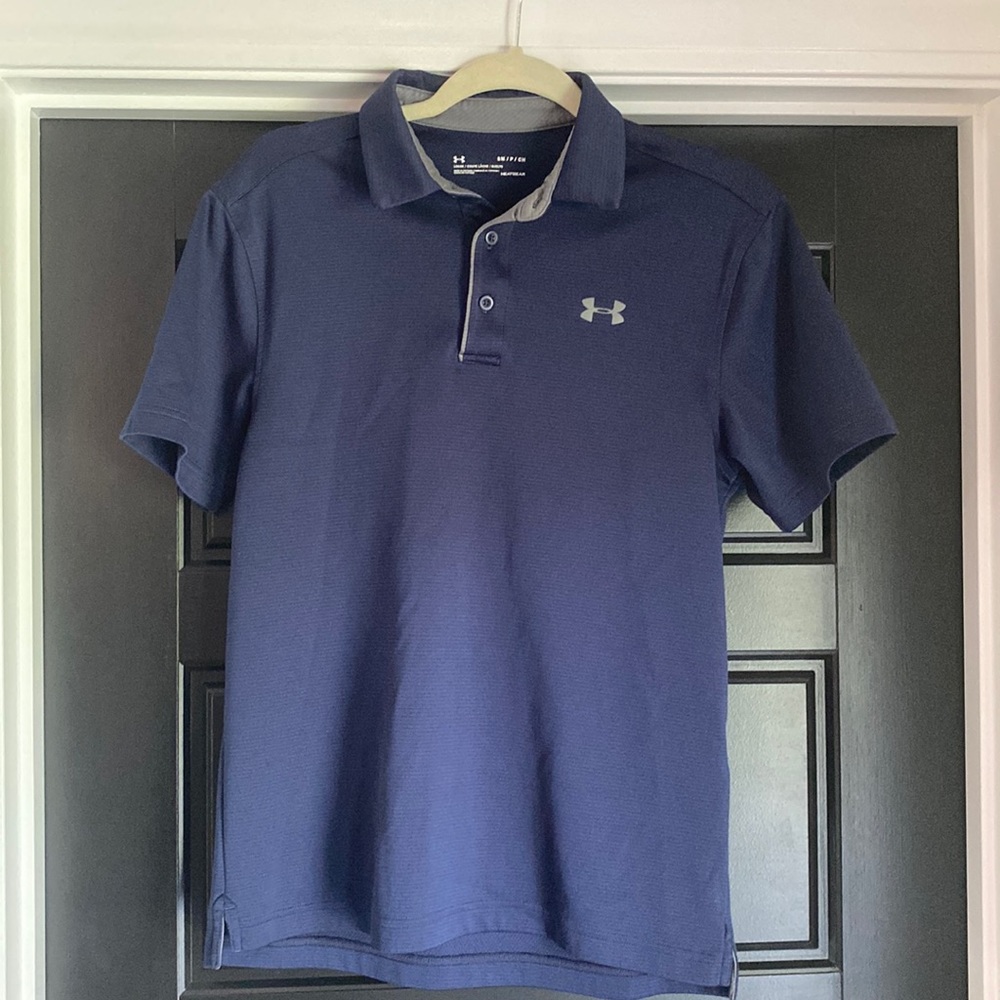 Men’s small UnderArmour polo